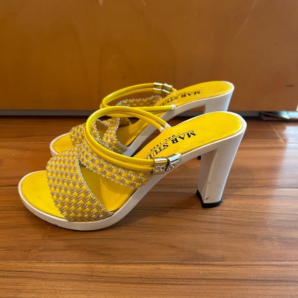 yellow summer heels - Picture 2 of 4
